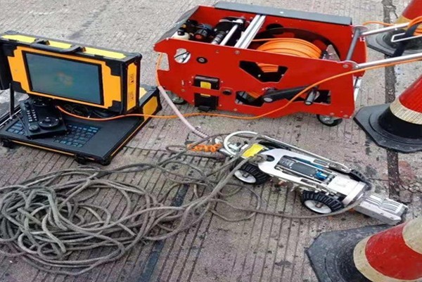 昌都CCTV管道检测机器人