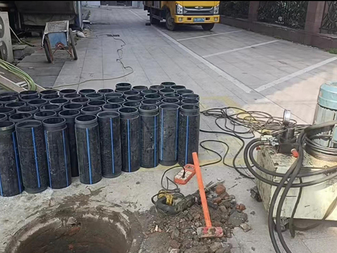 昌都PE置换管厂家 DN315置换管 非开挖管短管置换